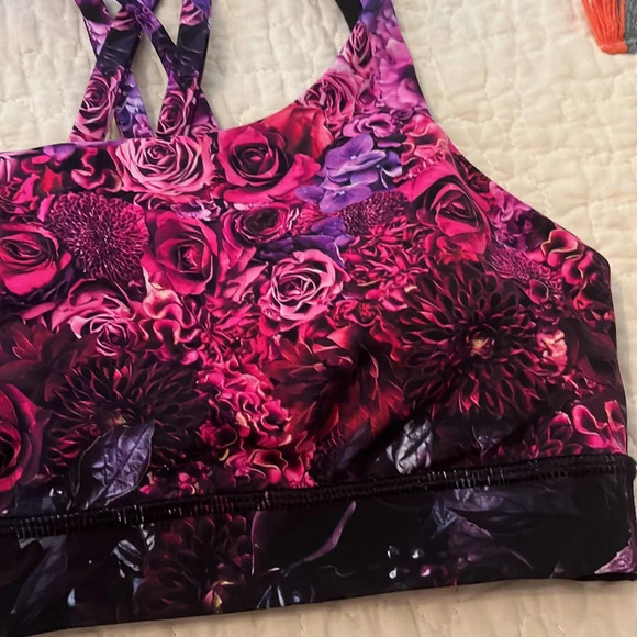 lululemon rose pattern sports bra 4 like new - Picture 3 of 4